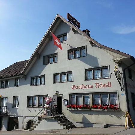 Gasthaus Rossli 호텔 *